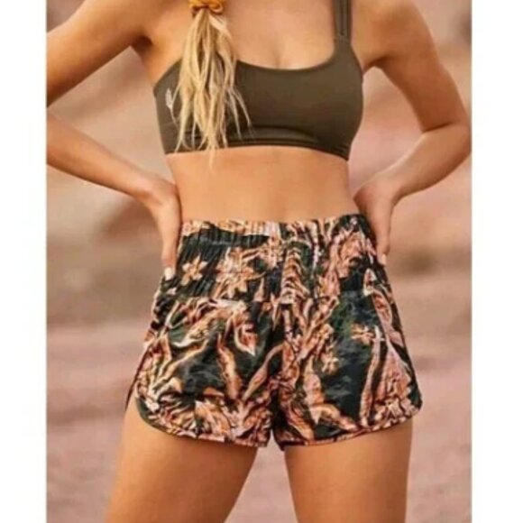 Free People Movement The Way Home Shorts High Rise Athletic Active Boho Floral - Picture 12 of 12